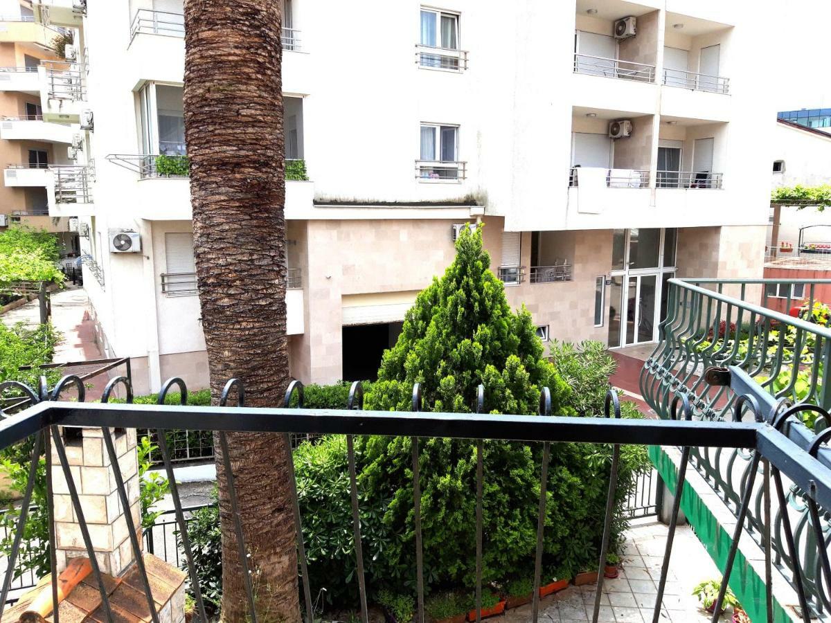 Centar Milena * Budva