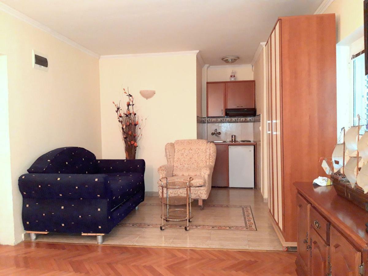 Centar Milena Apartment *